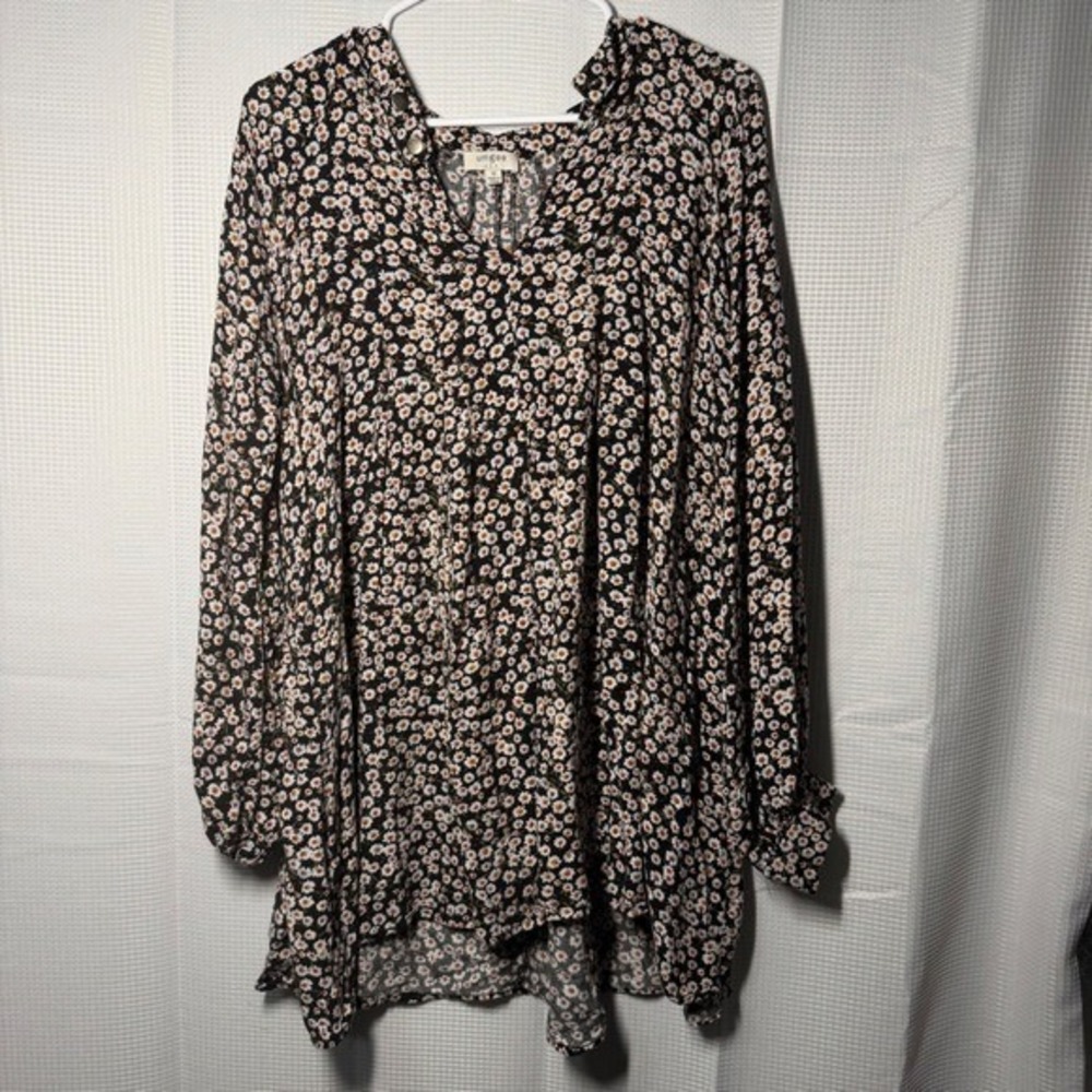 Umgee Floral Tunic Top M Black Daisy Print Oversized Babydoll Long Sleeve